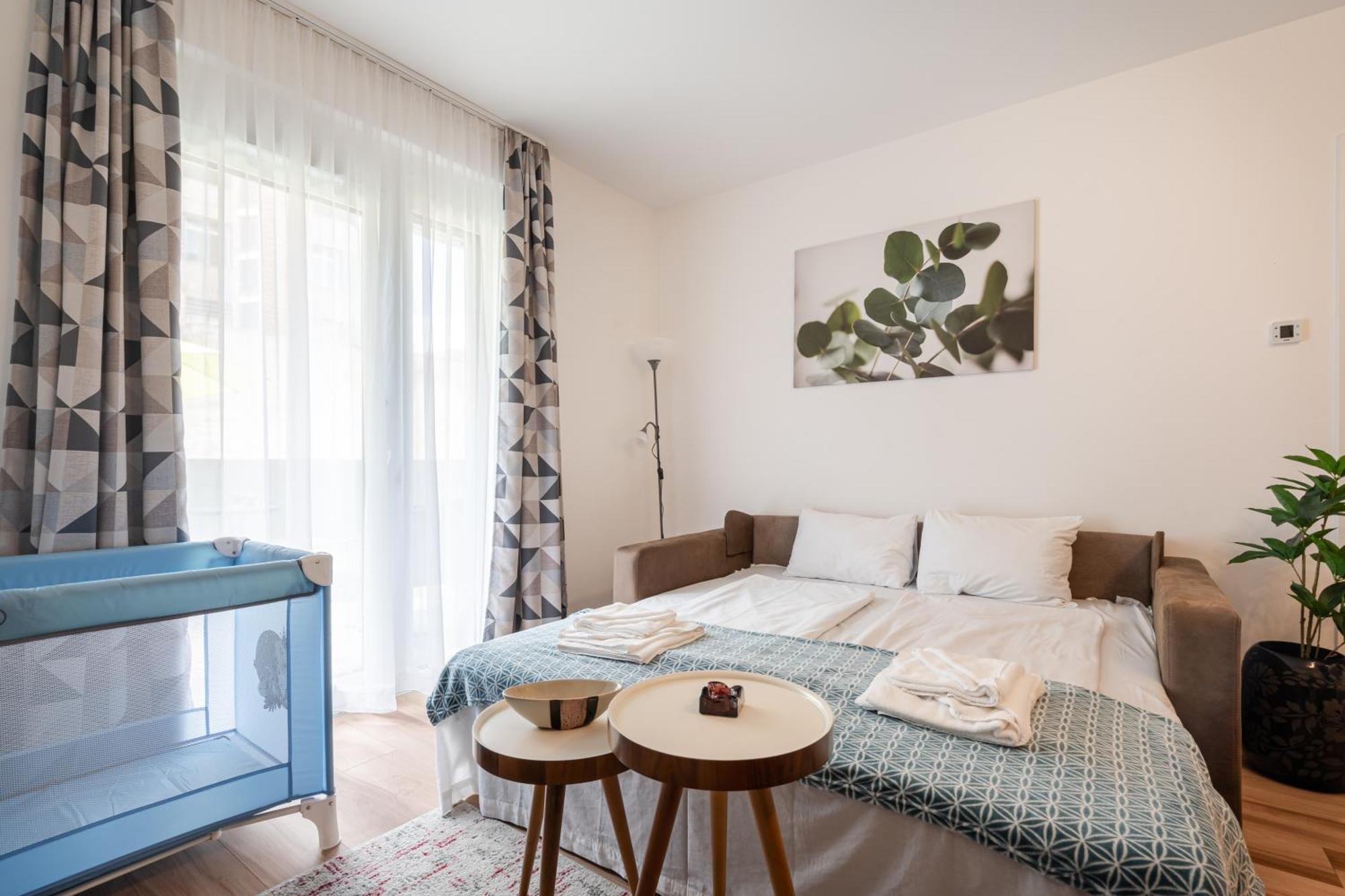בודפשט Peter Apartment With Terrace מראה חיצוני תמונה