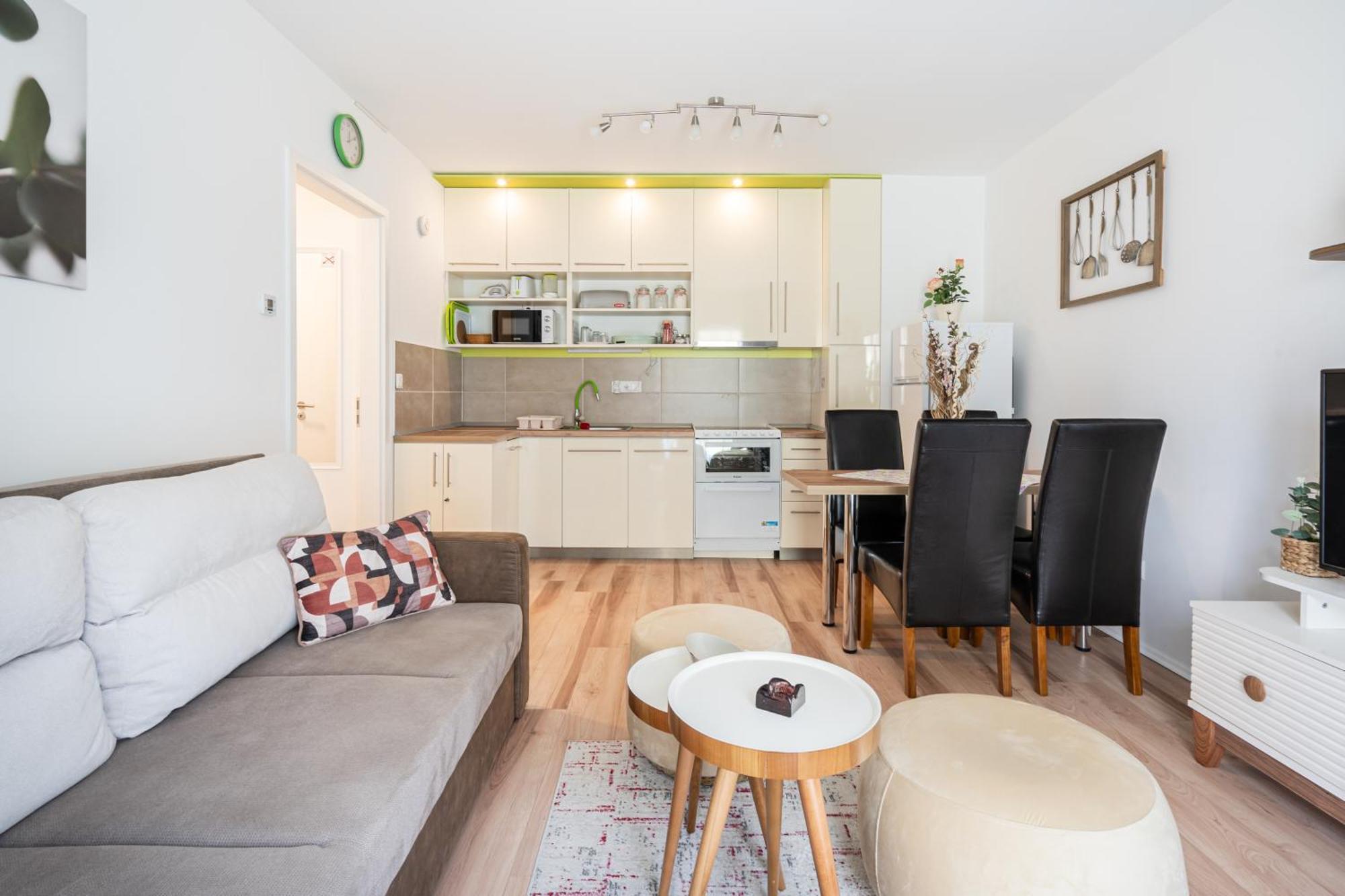 בודפשט Peter Apartment With Terrace מראה חיצוני תמונה